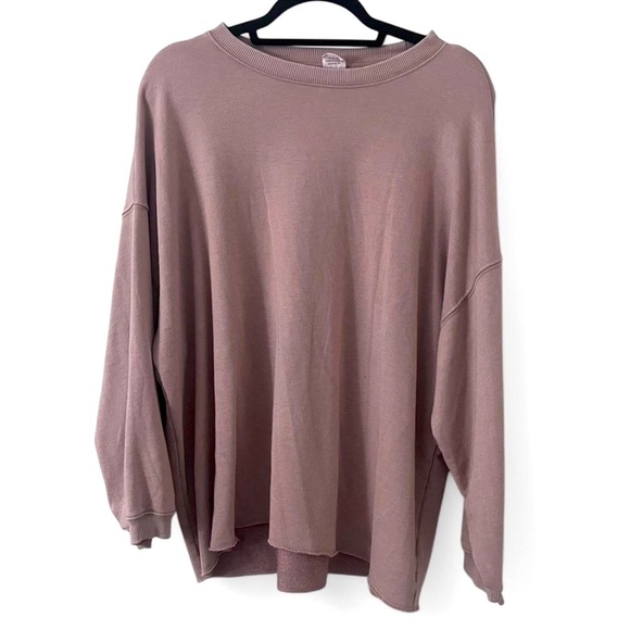 Secret Treasures Oversized Sweatshirt Size Medium - Picture 1 of 3